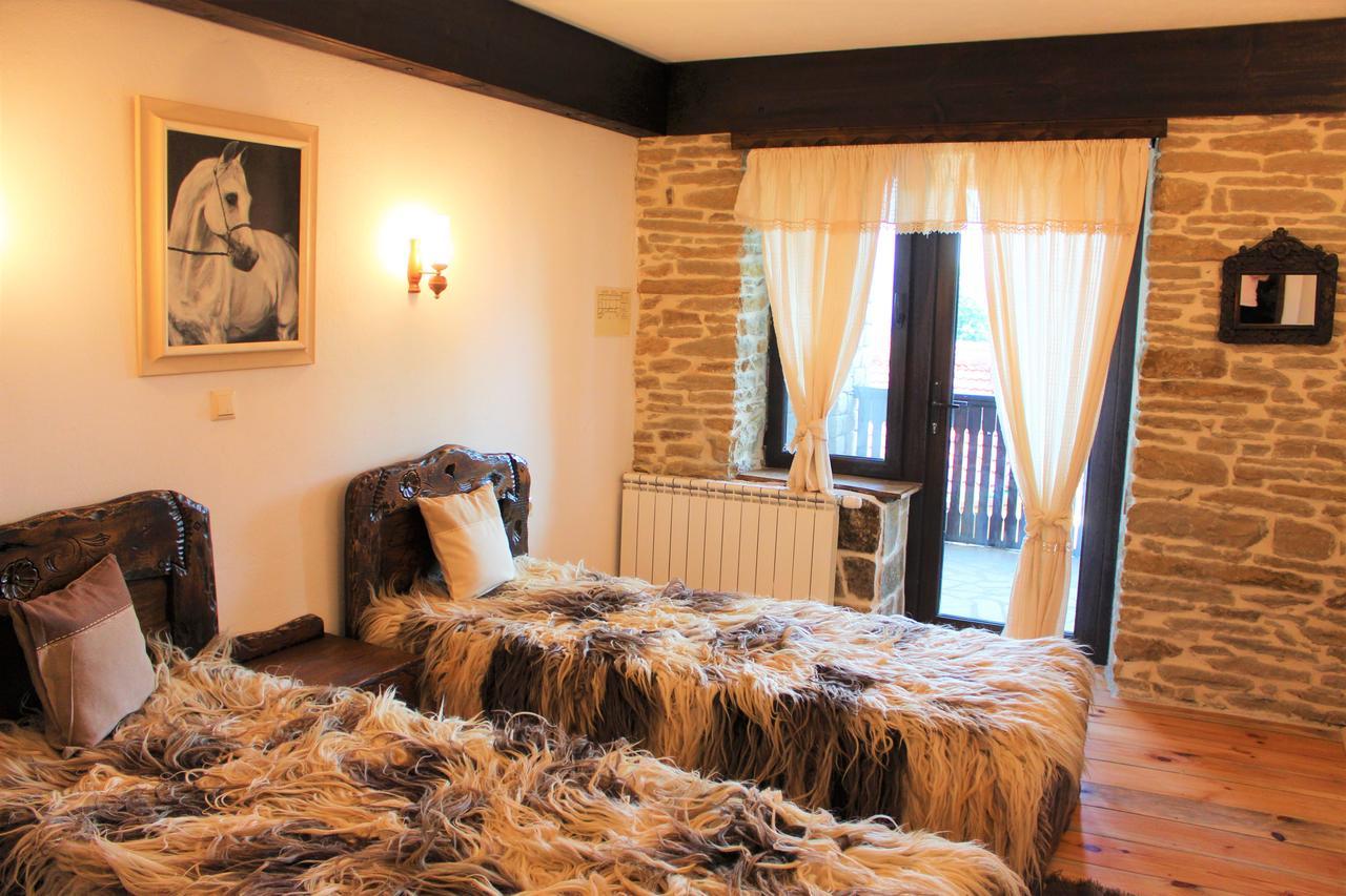 Hotel Sokay Tryavna Exterior photo