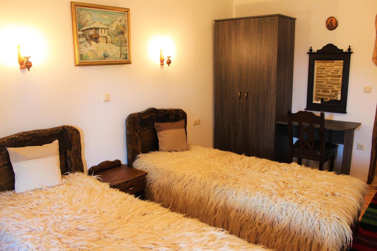 Hotel Sokay Tryavna Exterior photo